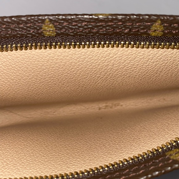 ($400) mono pouch - Picture 5 of 5